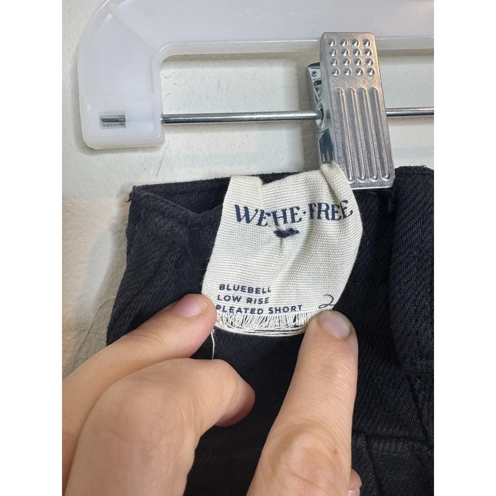 We The Free Shorts Womens 25 Black Bluebell Low Rise Pleated Short Free People‎